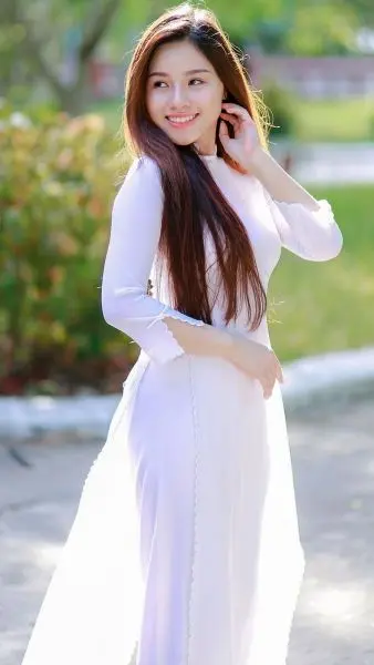 Gái xinh áo dài dịu dàng Gái xinh áo dài dịu dàng