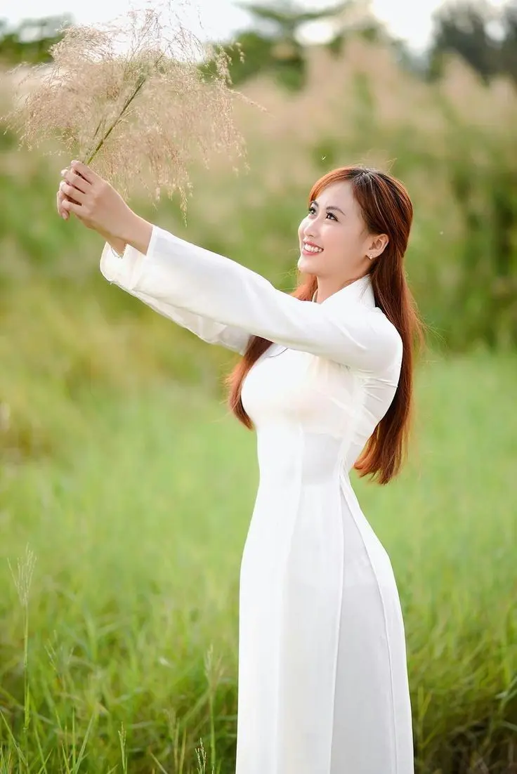 Gái xinh áo dài đầy cá tính Gái xinh áo dài đầy cá tính