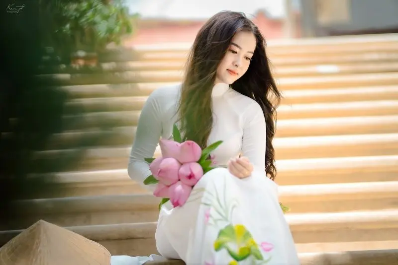 Gái xinh áo dài với nụ cười duyên dáng Gái xinh áo dài với nụ cười duyên dáng