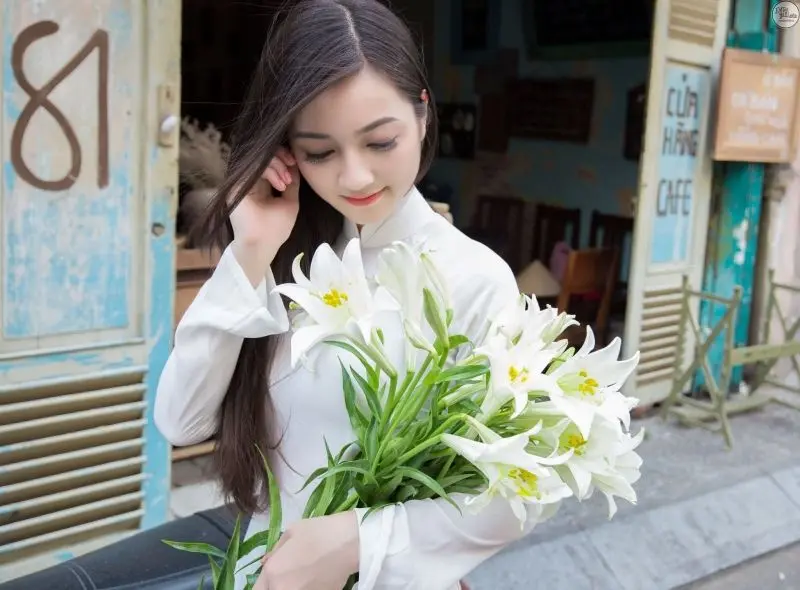 Gái xinh áo dài lôi cuốn Gái xinh áo dài lôi cuốn