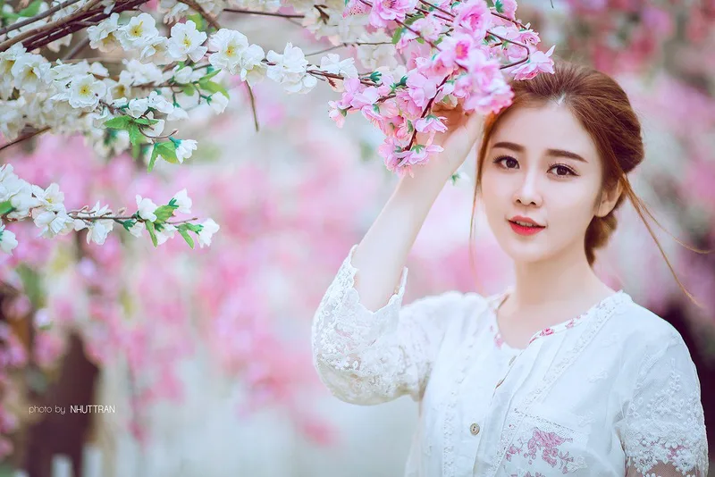 Cô gái xinh nhất thế giới đang cười tươi Cô gái xinh nhất thế giới đang cười tươi