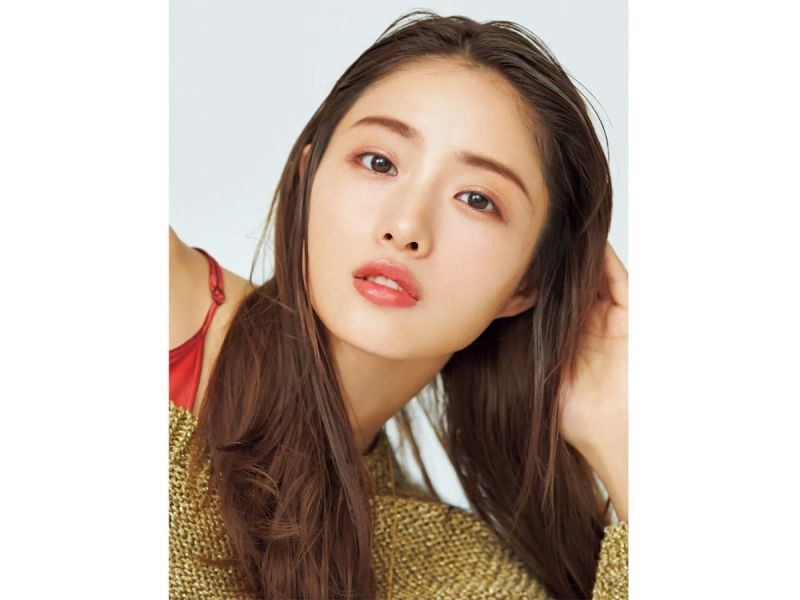 Gương mặt tràn đầy sức sống của cô gái xinh nhất thế giới Gương mặt tràn đầy sức sống của cô gái xinh nhất thế giới