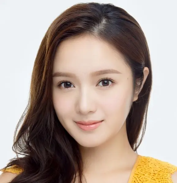 Cô gái xinh nhất thế giới với làn da trắng sáng Cô gái xinh nhất thế giới với làn da trắng sáng