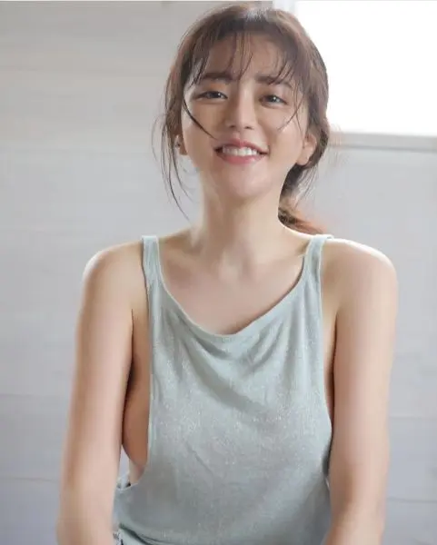 Gái xinh cười nổi bật Gái xinh cười nổi bật