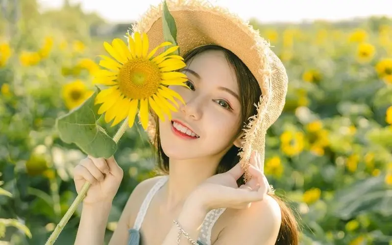 Nụ cười giản dị của gái xinh Nụ cười giản dị của gái xinh
