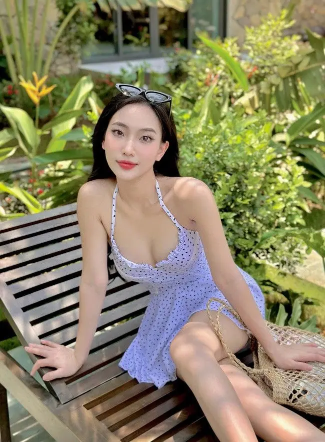 Gái xinh Instagram tươi sáng