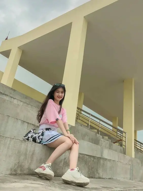 Ảnh gái xinh lớp 10 với ánh mắt ngây thơ Ảnh gái xinh lớp 10 với ánh mắt ngây thơ