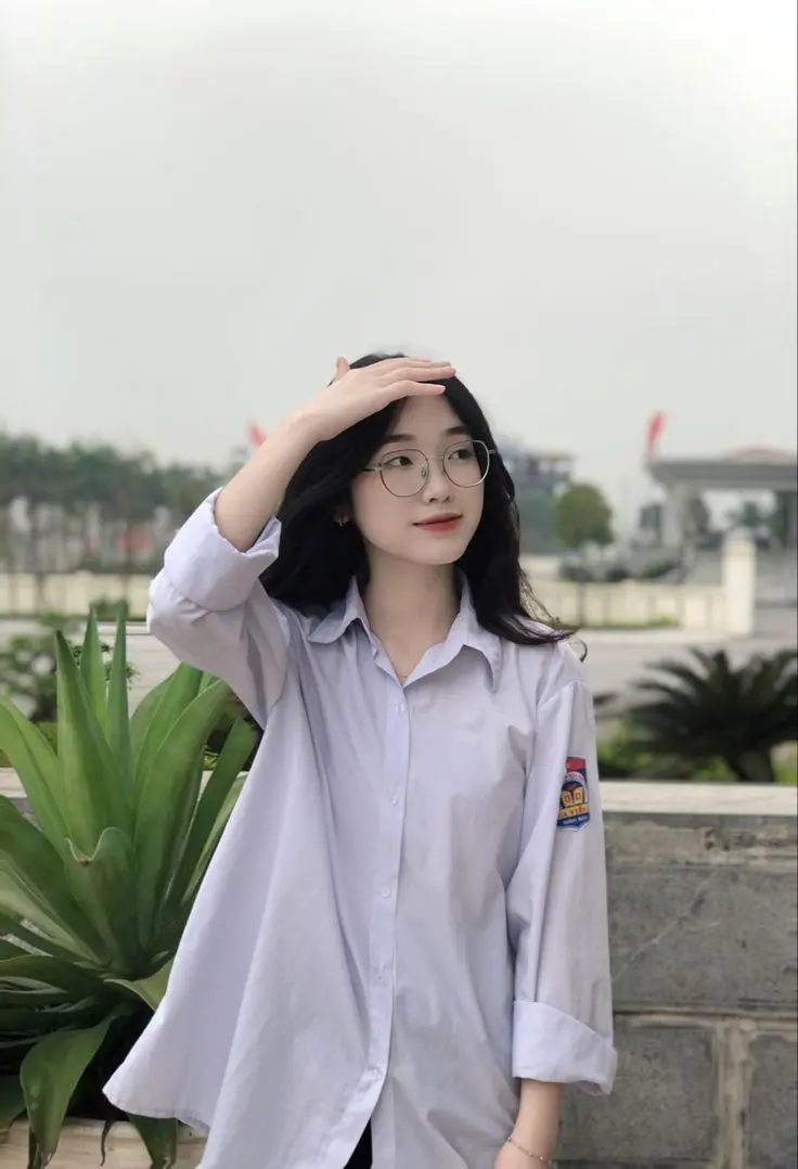 Ảnh gái xinh lớp 10 nổi bật với nụ cười dễ mến Ảnh gái xinh lớp 10 nổi bật với nụ cười dễ mến