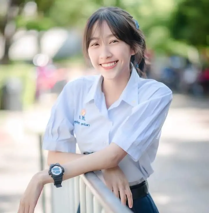 Ảnh gái xinh lớp 10 với vẻ đẹp trong trẻo Ảnh gái xinh lớp 10 với vẻ đẹp trong trẻo