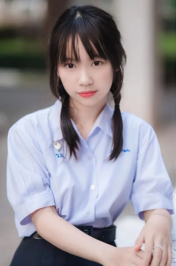 Ảnh gái xinh lớp 10 với nụ cười rạng rỡ Ảnh gái xinh lớp 10 với nụ cười rạng rỡ