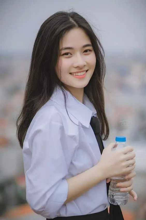 Ảnh gái xinh lớp 10 dịu dàng và tươi sáng Ảnh gái xinh lớp 10 dịu dàng và tươi sáng