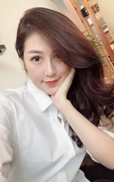 Mặc dù đã gần 30 tuổi và lập gia đình nhưng các cô gái vẫn cực xinh  20
