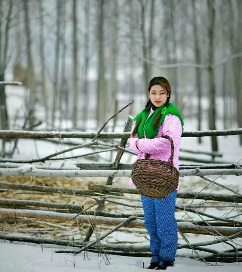 Ảnh gái quê xinh đẹp với ánh mắt hiền hòa Ảnh gái quê xinh đẹp với ánh mắt hiền hòa