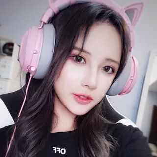 Ảnh gái xinh game tạo dáng dễ thương Ảnh gái xinh game tạo dáng dễ thương