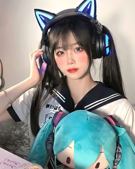 Ảnh gái xinh game với gương mặt thanh tú Ảnh gái xinh game với gương mặt thanh tú