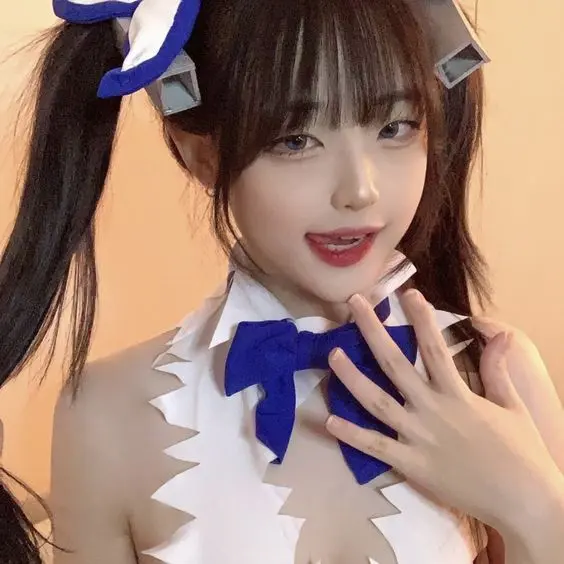 Ảnh gái xinh game nhìn xa xăm Ảnh gái xinh game nhìn xa xăm