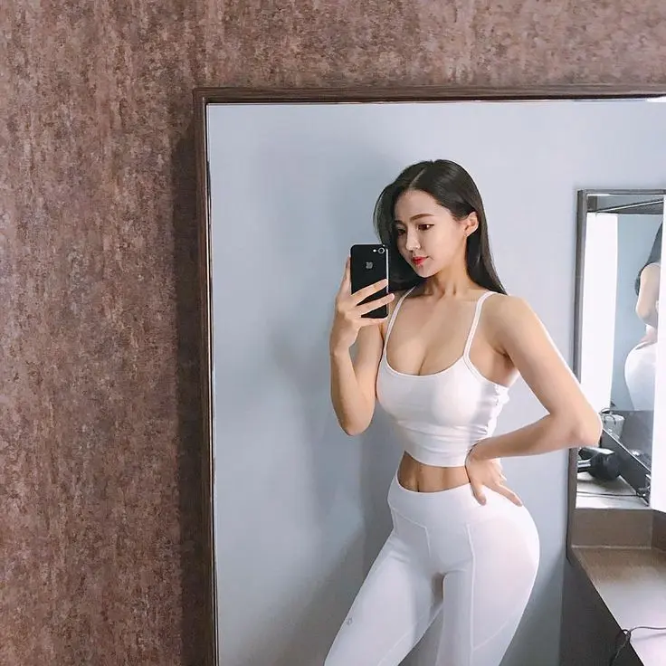 Gái xinh tập gym cải thiện sức bền Gái xinh tập gym cải thiện sức bền