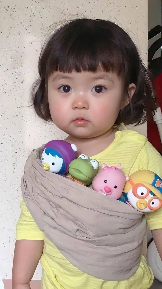 Hình ảnh avatar ảnh em bé cute đáng yêu, mang lại niềm vui và sự dễ chịu Hình ảnh avatar ảnh em bé cute đáng yêu, mang lại niềm vui và sự dễ chịu