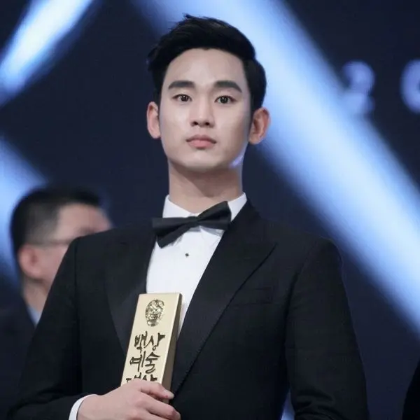 Trai đẹp tik tok nét trẻ trung Trai đẹp tik tok nét trẻ trung