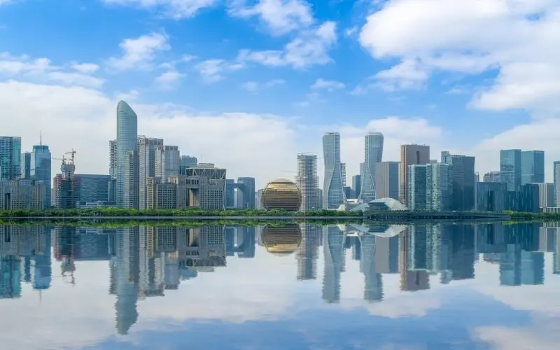 Phong cảnh đô thị hiện đại – nơi nhịp sống và công nghệ hòa vào nhau.
