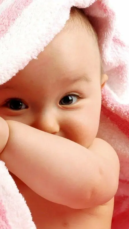 Hình nền em bé dễ thương cho điện thoại, tạo không gian dễ chịu Hình nền em bé dễ thương cho điện thoại, tạo không gian dễ chịu