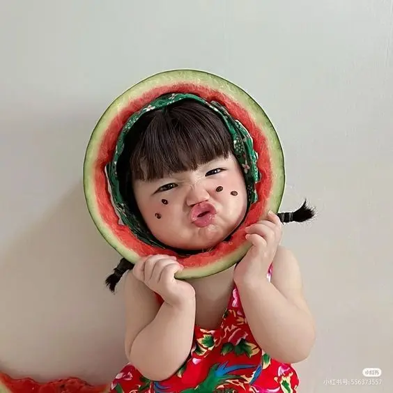 Avatar kid bé gái đang cười lớn, lan tỏa niềm vui và năng lượng. Avatar kid bé gái đang cười lớn, lan tỏa niềm vui và năng lượng.