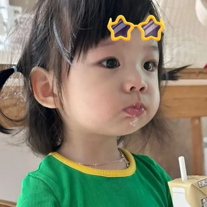 Bé gái trong trang phục công chúa, lựa chọn tuyệt vời cho avatar. Bé gái trong trang phục công chúa, lựa chọn tuyệt vời cho avatar.