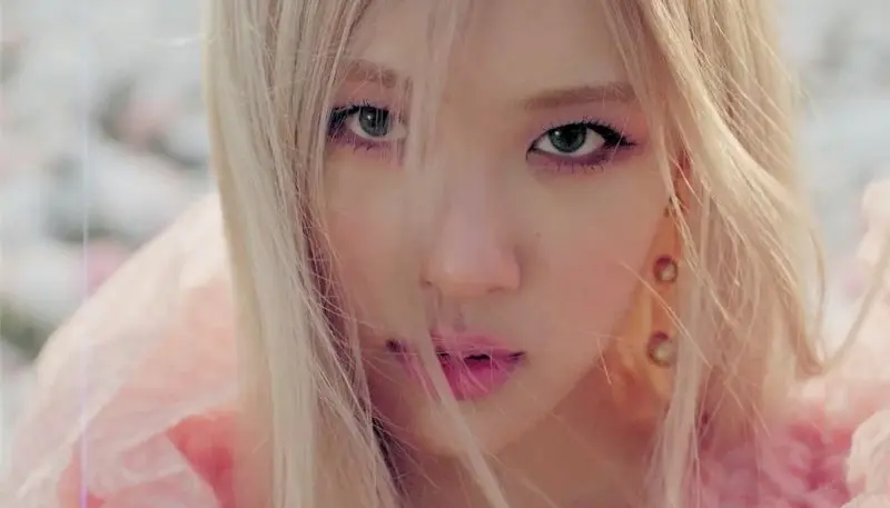 Tăng lượt thích với avatar Rosé ngọt ngào và đáng yêu Tăng lượt thích với avatar Rosé ngọt ngào và đáng yêu