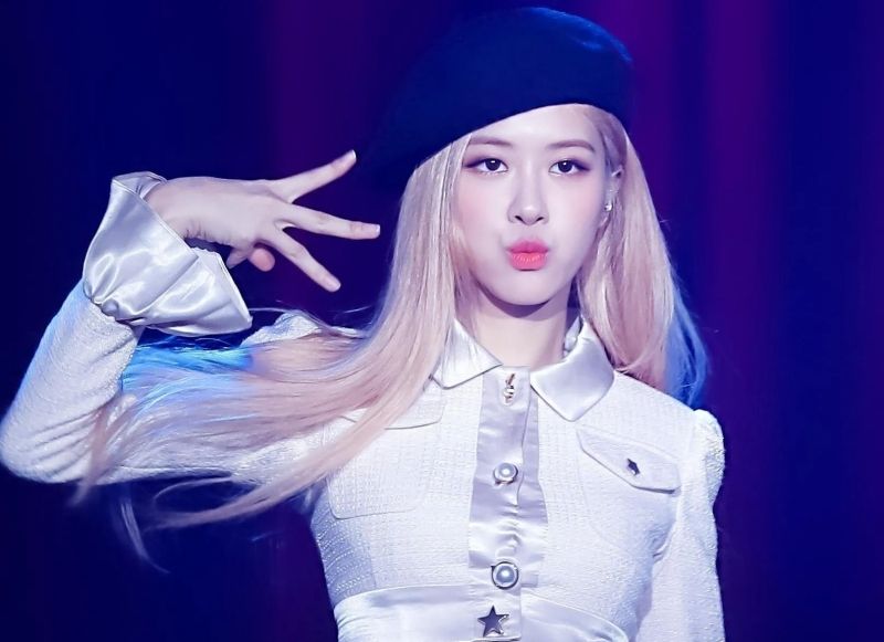 Làm nổi bật hình ảnh cá nhân với avatar Rosé đầy cảm hứng Làm nổi bật hình ảnh cá nhân với avatar Rosé đầy cảm hứng