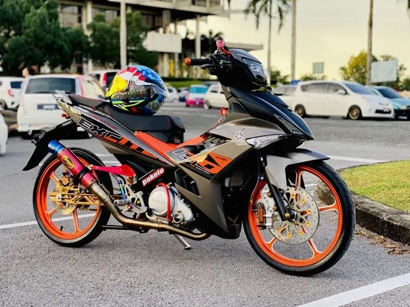 Avatar xe độ cho nam, biểu tượng của sự đam mê tốc độ và năng lượng Avatar xe độ cho nam, biểu tượng của sự đam mê tốc độ và năng lượng