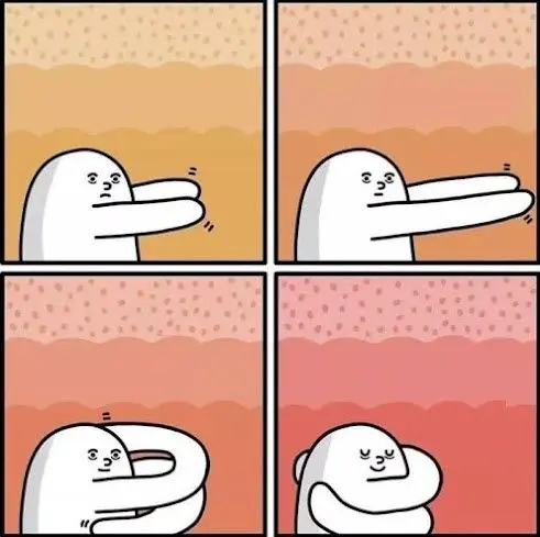 Meme ôm với biểu cảm vui vẻ dễ thương