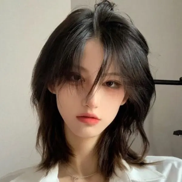 Avatar cá tính nữ người thật, tô điểm hồ sơ mạng xã hội của bạn. Avatar cá tính nữ người thật, tô điểm hồ sơ mạng xã hội của bạn.