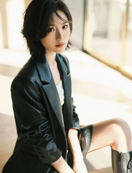 Hình ảnh avatar nữ cá tính, nổi bật giữa cộng đồng mạng. Hình ảnh avatar nữ cá tính, nổi bật giữa cộng đồng mạng.