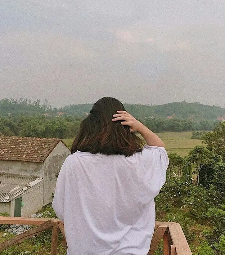 Avatar chụp từ phía sau lưng nữ, lựa chọn tinh tế cho ảnh đại diện Avatar chụp từ phía sau lưng nữ, lựa chọn tinh tế cho ảnh đại diện