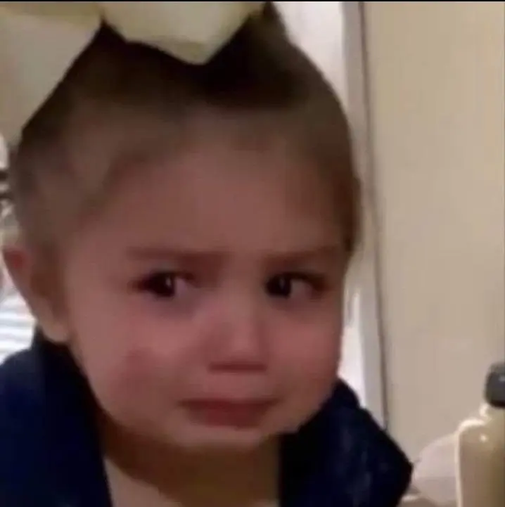 Meme em bé mang lại sự hài hước qua những biểu cảm đáng yêu