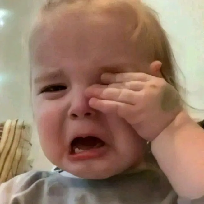 Meme em bé mang đến tiếng cười nhẹ nhàng và dễ chịu