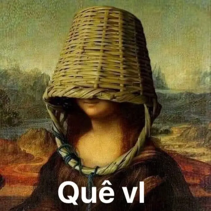 Meme đội quần tạo ra những tình huống hài hước giúp bạn giải tỏa cảm xúc