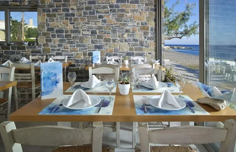 Nhà hàng ven biển với view biển tuyệt đẹp, nơi lý tưởng cho dịp đặc biệt Nhà hàng ven biển với view biển tuyệt đẹp, nơi lý tưởng cho dịp đặc biệt