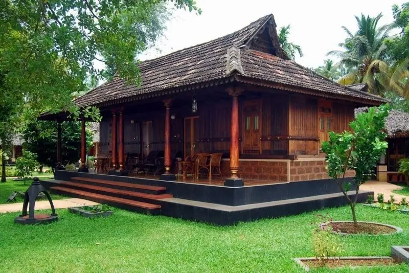 Nhà gỗ cổ điển mang lại cảm giác thanh bình, đậm chất văn hóa dân gian. Nhà gỗ cổ điển mang lại cảm giác thanh bình, đậm chất văn hóa dân gian.