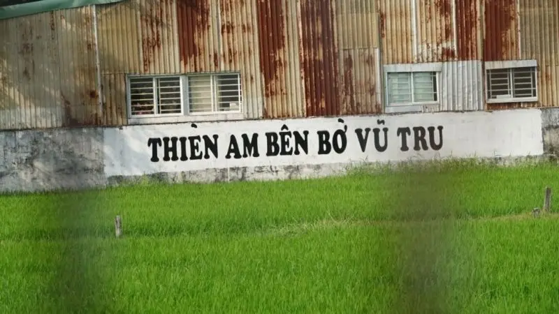 Thiền am bên bờ vũ trụ meme