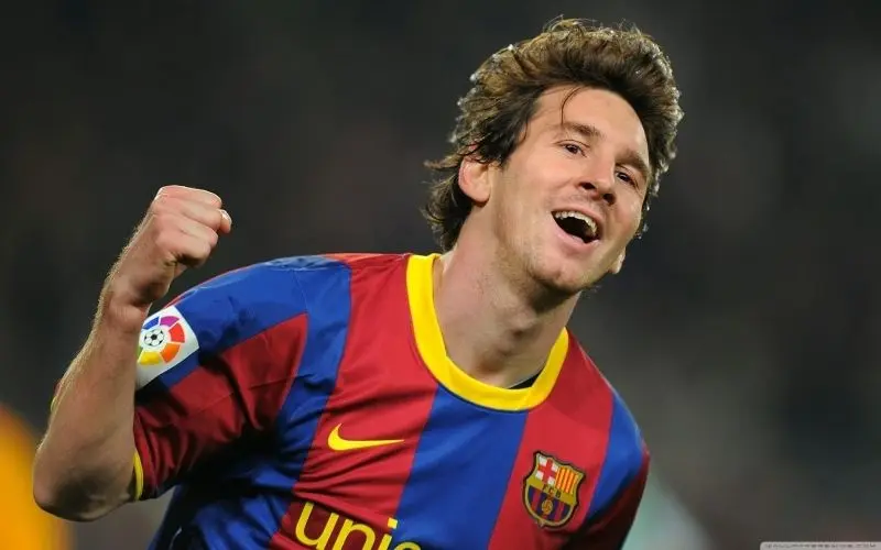 Messi đẹp trai đầy tự tin khi đối đầu đối thủ Messi đẹp trai đầy tự tin khi đối đầu đối thủ