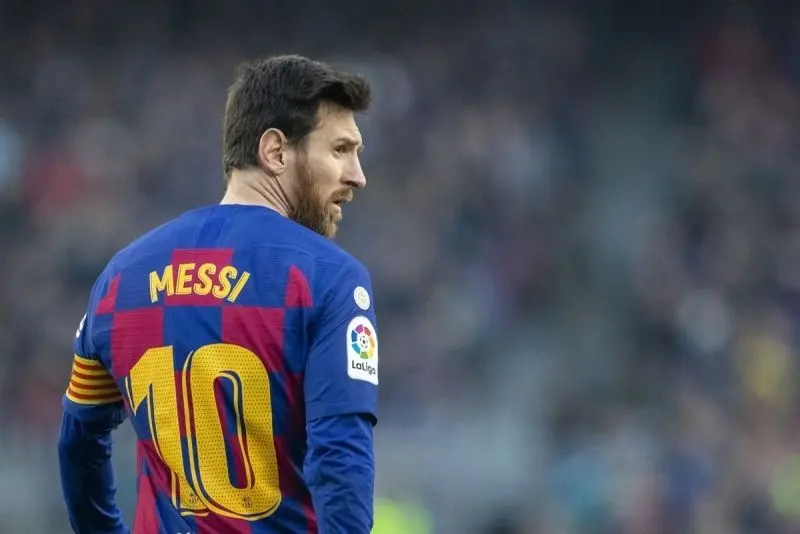 Vẻ đẹp trai của cầu thủ Messi khiến fan ngất ngây Vẻ đẹp trai của cầu thủ Messi khiến fan ngất ngây