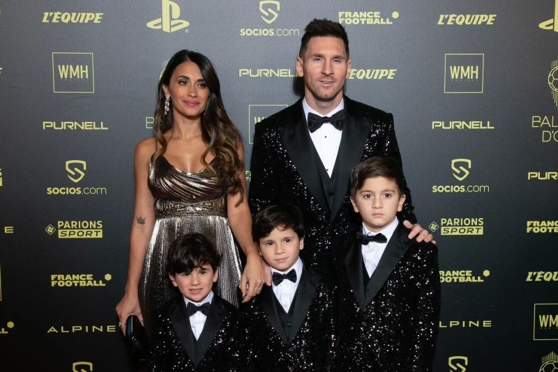 Vẻ đẹp trai và tài năng của Messi được yêu mến toàn cầu Vẻ đẹp trai và tài năng của Messi được yêu mến toàn cầu