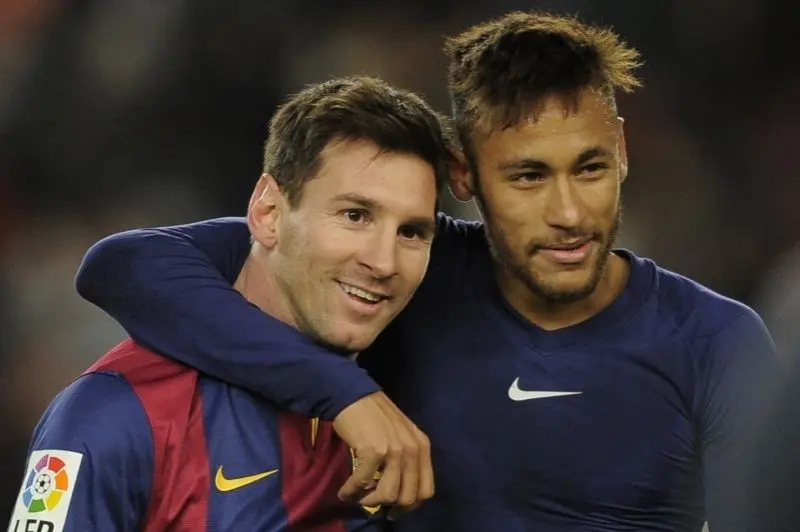 Messi đẹp trai mọi góc độ một huyền thoại bóng đá thực thụ Messi đẹp trai mọi góc độ một huyền thoại bóng đá thực thụ