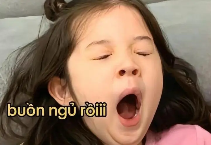 Meme em bé ngủ độc đáo, hài hước
