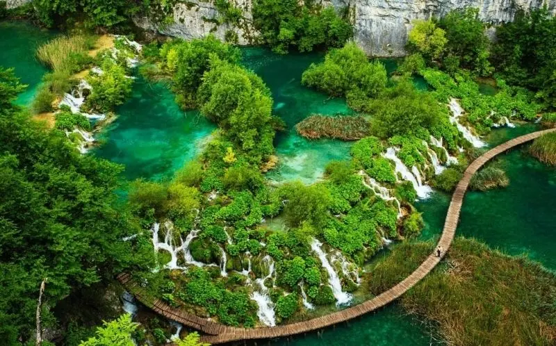 Công viên quốc gia, một điểm đến đầy hoang sơ và quyến rũ. Công viên quốc gia, một điểm đến đầy hoang sơ và quyến rũ.