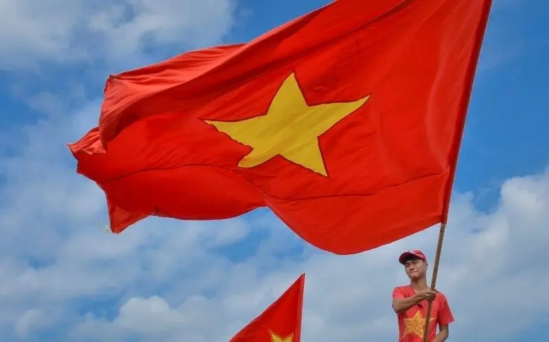 Hình nền lá cờ Việt Nam 4K, sống động và rực rỡ