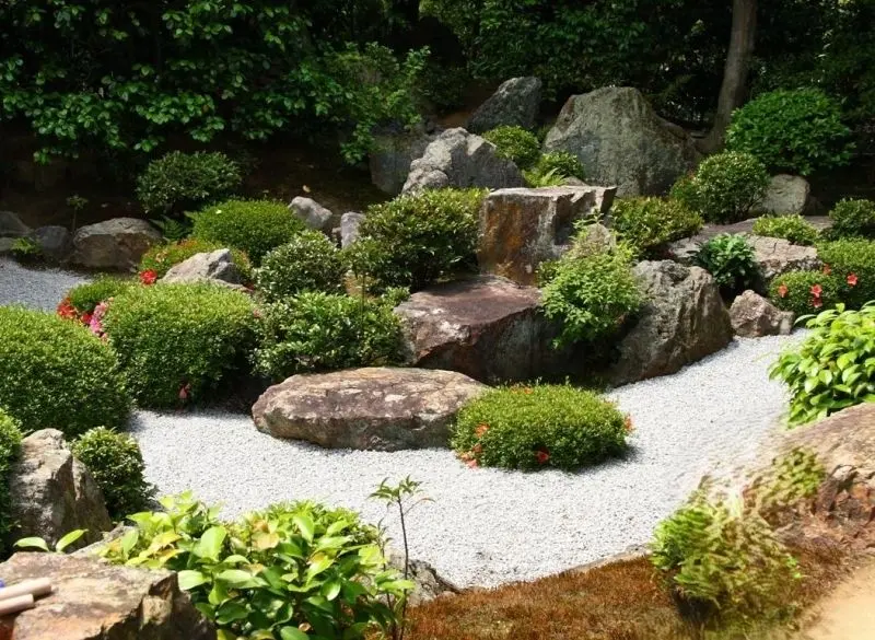 Hòn non bộ đẹp tự nhiên tạo cảm giác gần gũi với thiên nhiên. Hòn non bộ đẹp tự nhiên tạo cảm giác gần gũi với thiên nhiên.