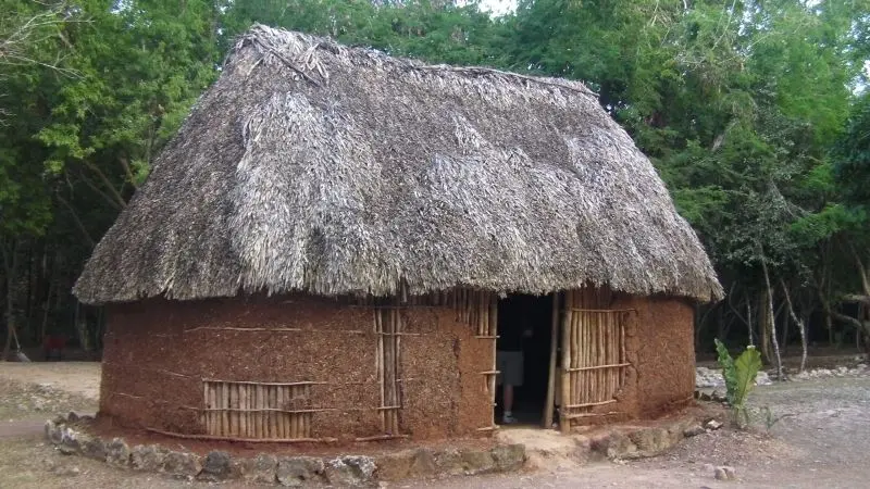 Phong cảnh nhà cổ kính tỏa sáng trong ánh chiều tà