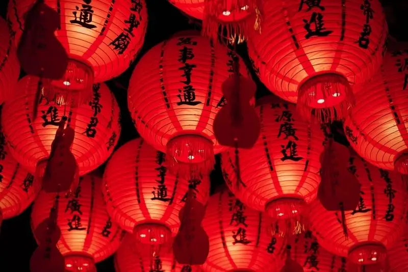 Vẻ đẹp truyền thống của đèn lồng cổ điển tại phố cổ Vẻ đẹp truyền thống của đèn lồng cổ điển tại phố cổ